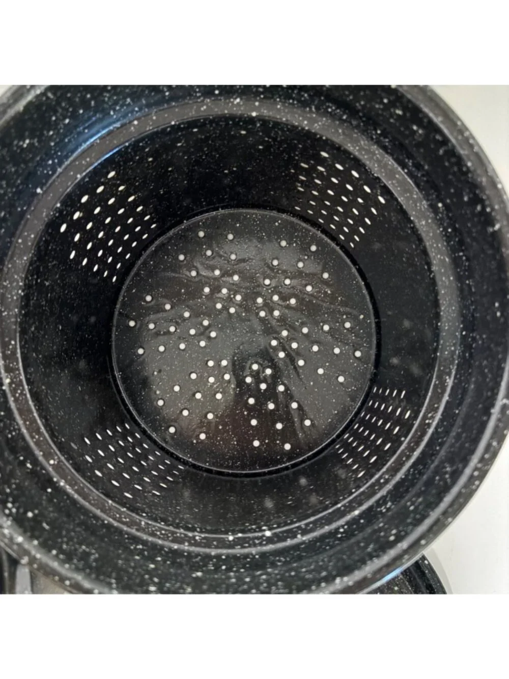 Black Speckle Enamel Ware Graniteware 9” Stock Pot Strainer with Lid Cookware